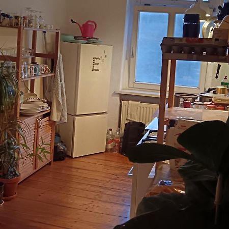 Private Bedroom Near Alexanderplatz In Sharing Apartment Берлин Экстерьер фото